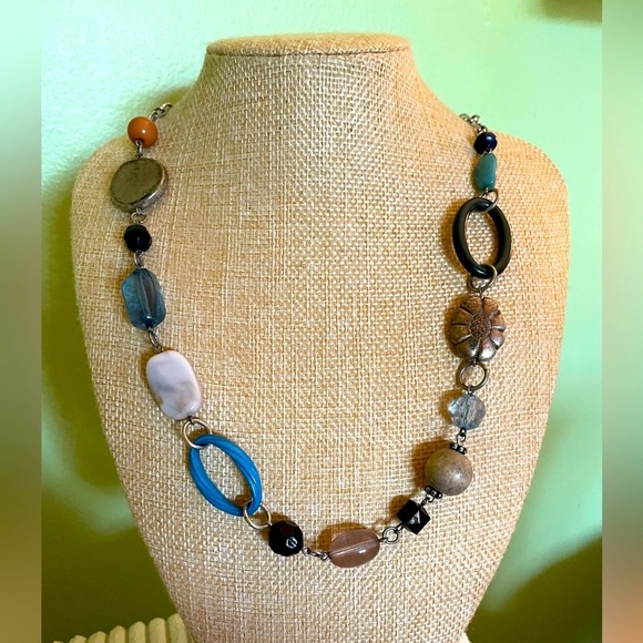 Elegant 3 Piece Turquoise and Silver Jewelry Bundle - Picture 5 of 16